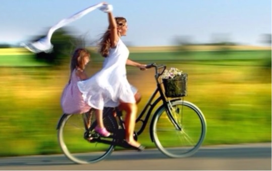 bicicleta-mujer-nina